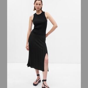 GAP Pleated Sweater Midi Skirt